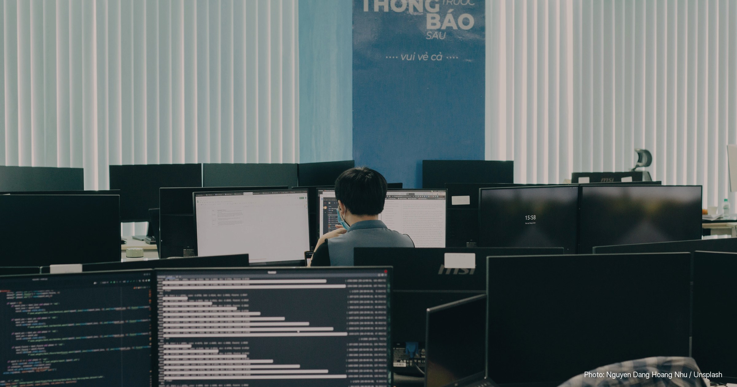 Stock photograph illustrating: AI Agents Can Now Trade and Pay Autonomously With Binance’s New Agent OS Platform