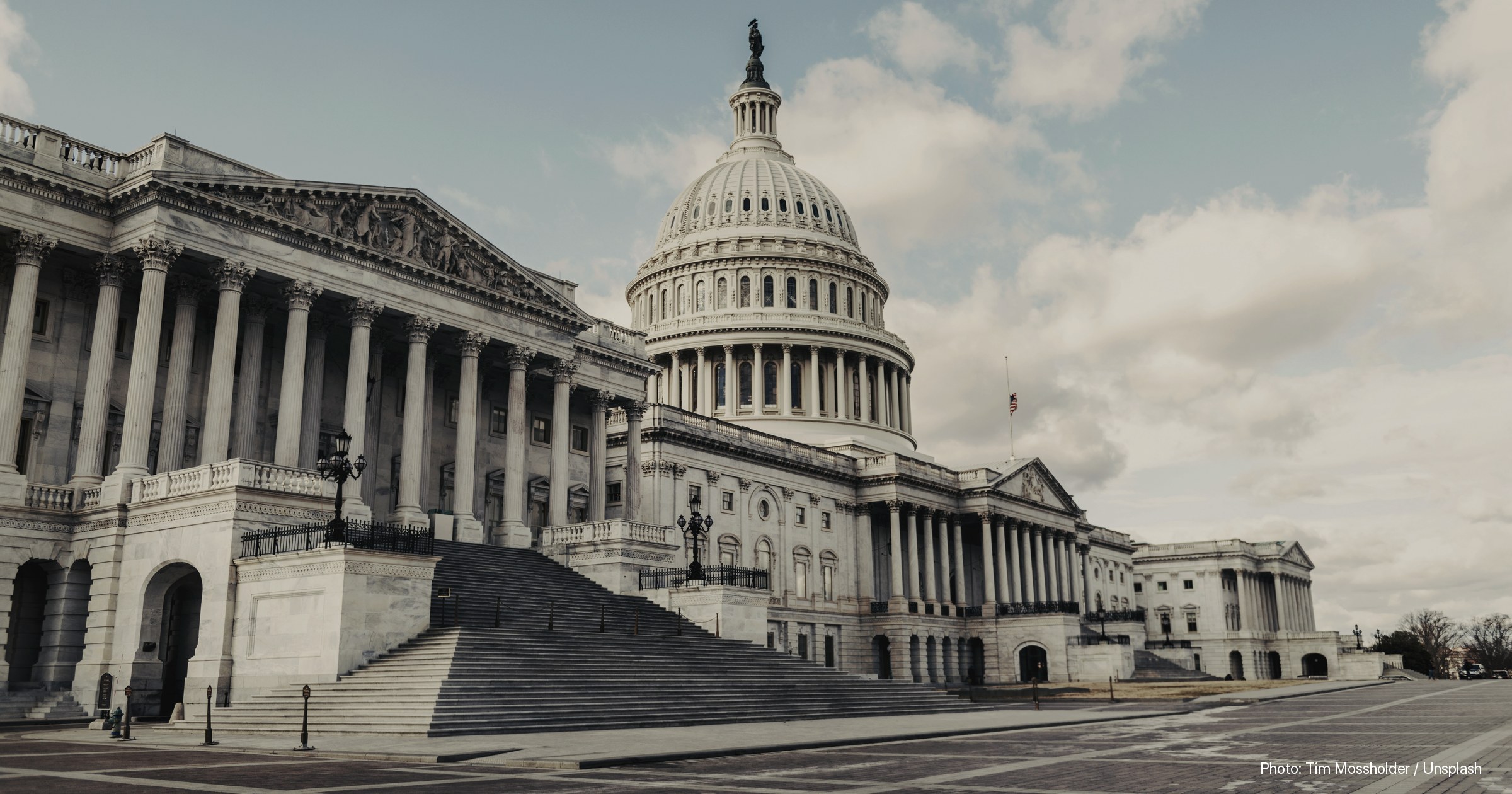 Stock photograph illustrating: Clarity Act Setback in Senate Triggers $570M in Crypto Long Liquidations
