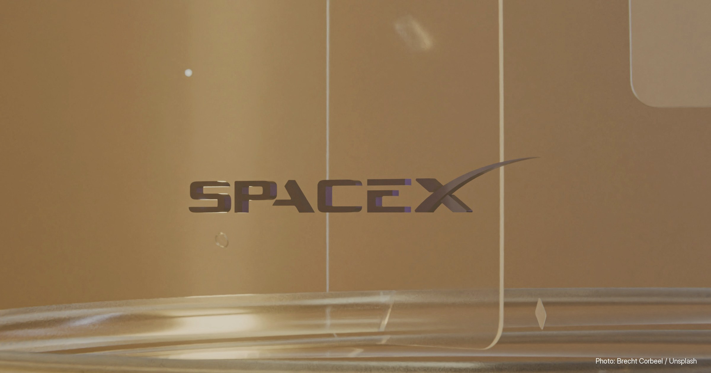 Stock photograph illustrating: SpaceX’s $194B Share Unlock Raises Collateral Risk Questions for Aave’s Tokenized Stock Plans