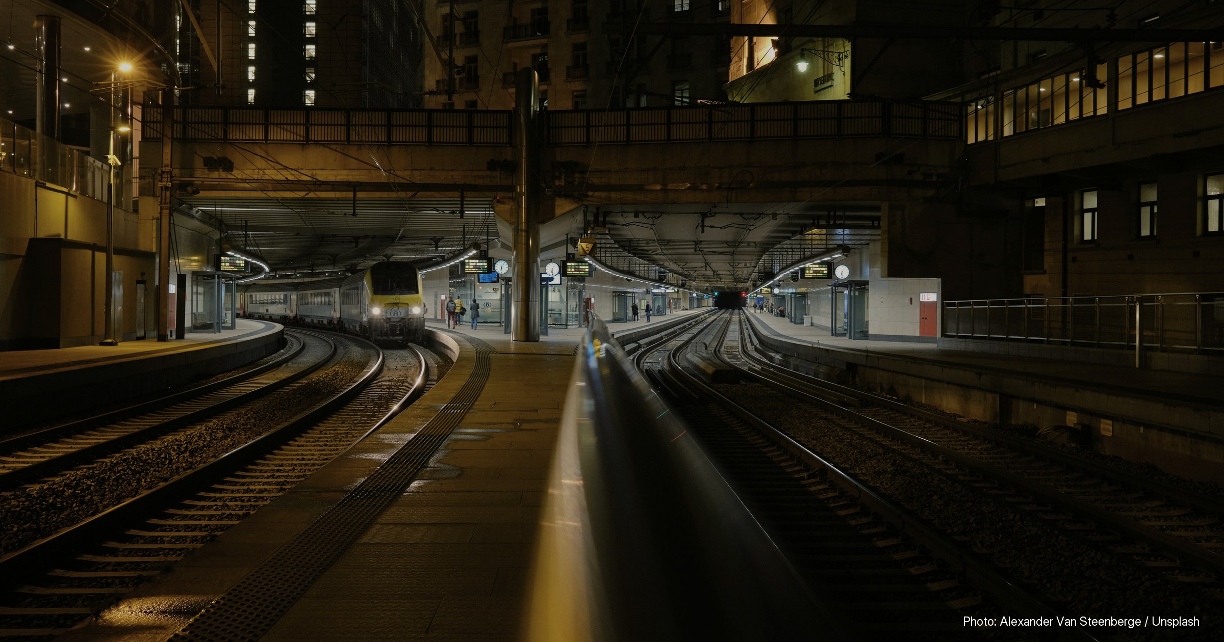 Stock photograph illustrating: Railway Breach Linked to $371,000 Crypto Theft Spanning 19 Blockchains
