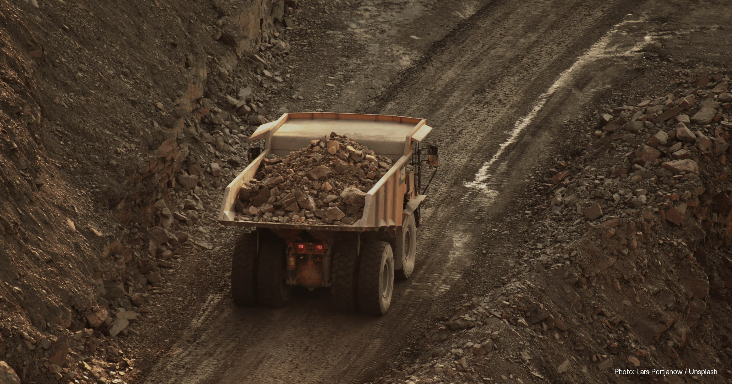 Stock photograph illustrating: 15 Bitcoin Mining Firms Back Tether’s New AI Automation Toolkit
